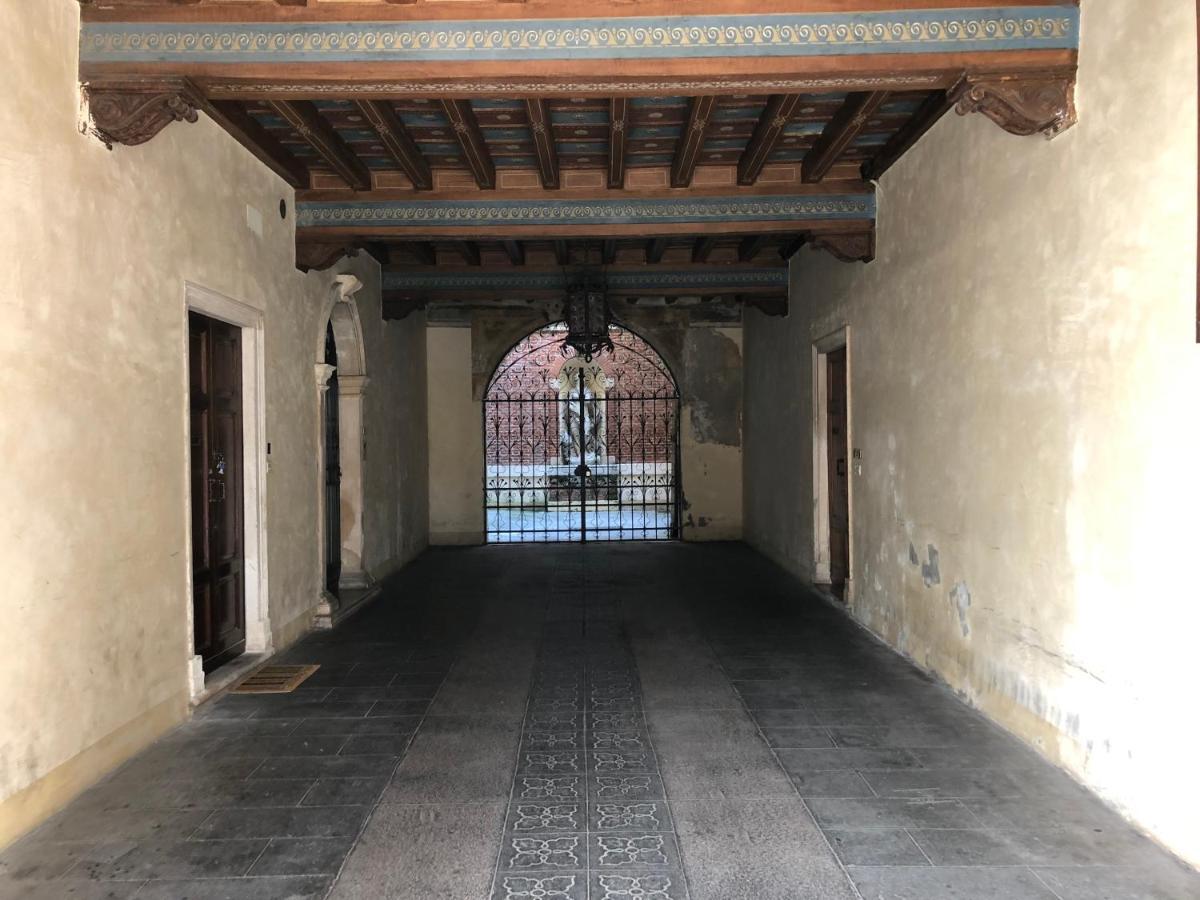 Residenza Pedrotti Appartement Vicenza Buitenkant foto