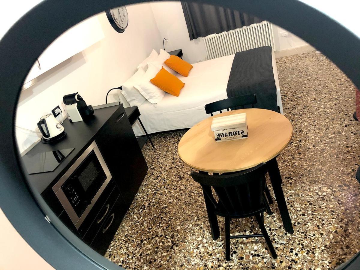 Residenza Pedrotti Appartement Vicenza Buitenkant foto