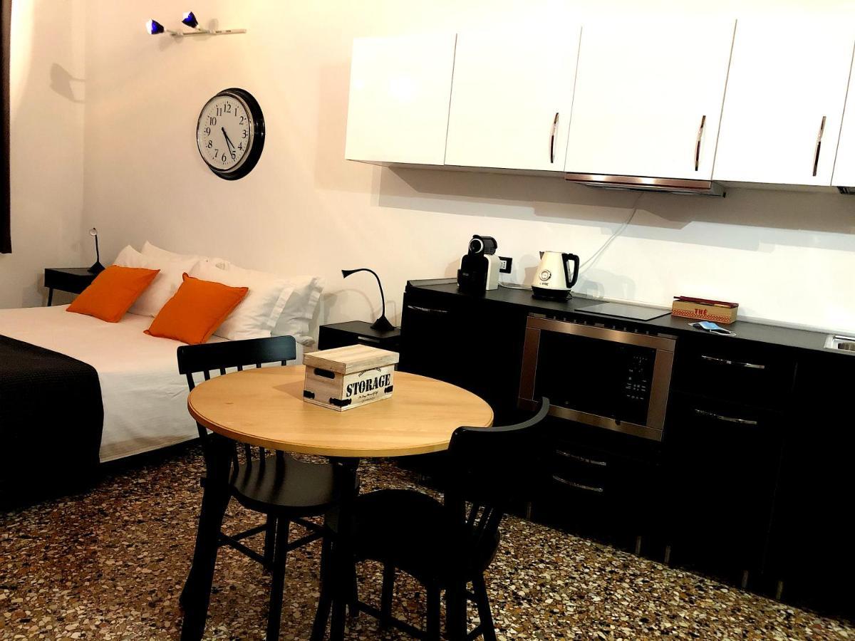 Residenza Pedrotti Appartement Vicenza Buitenkant foto